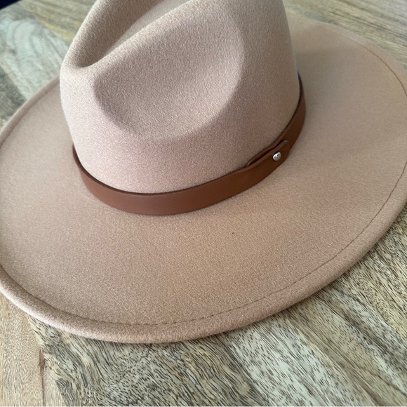 Faux Leather Band Fedora - Crème Brûlée - Picture 3 of 3